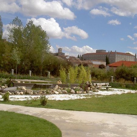 Caleruega El Prado De Las Merinas מראה חיצוני תמונה